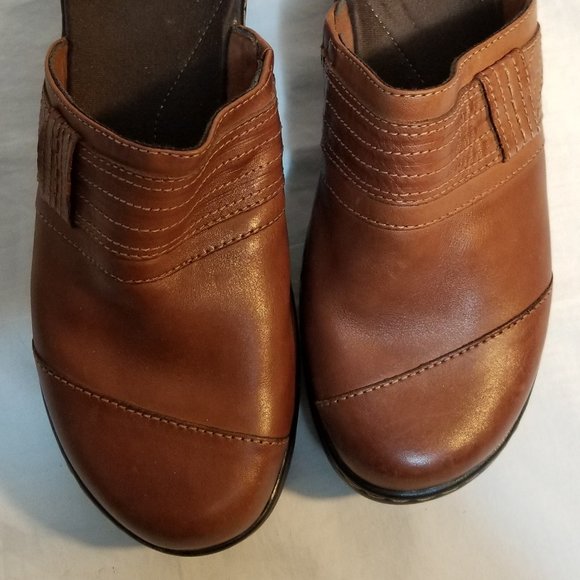 clarks 9w
